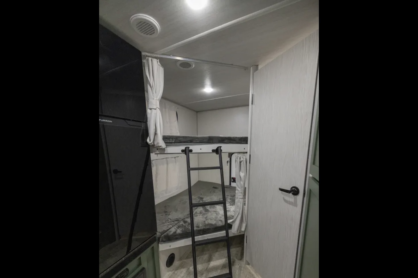 Forest River No Boundaries 20.3 Travel Trailer