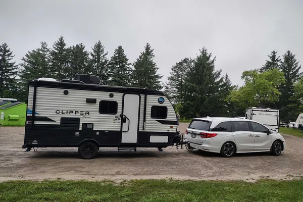 2020 Coachman Clipper trailer with bunks 17BH