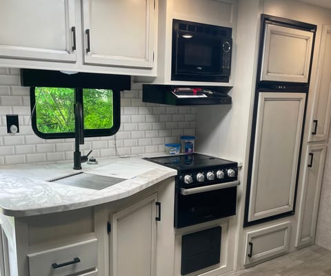 Danika's Jayco Jay Flight Travel Trailer