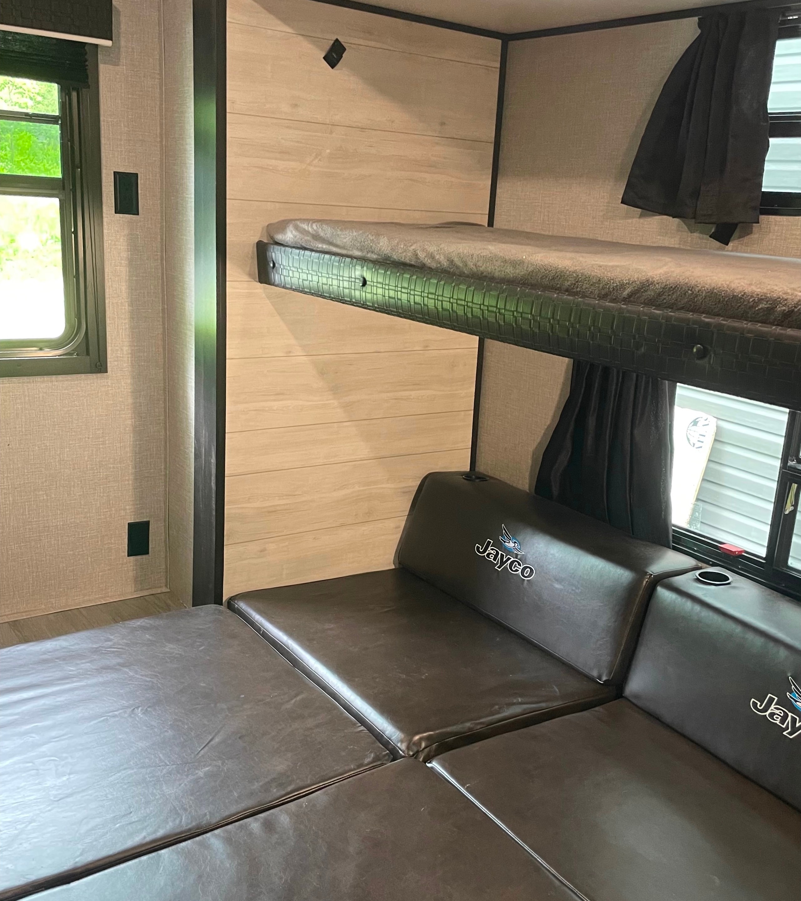 Danika's Jayco Jay Flight Travel Trailer