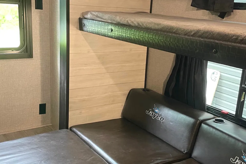 Danika's Jayco Jay Flight Travel Trailer