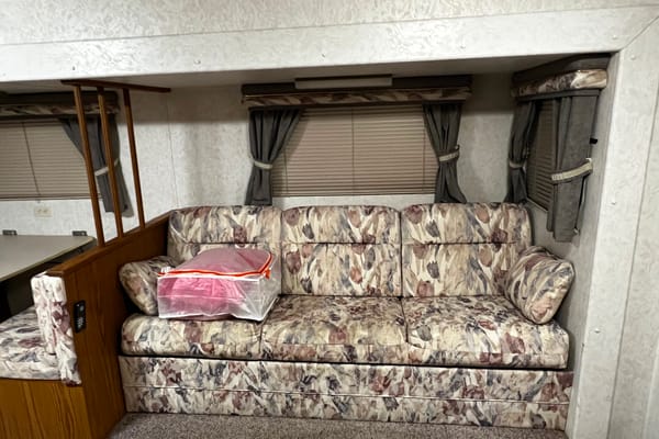 Ambient living (31ft)