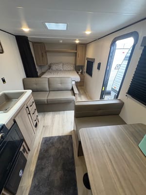 Coleman 23 B Travel Trailer