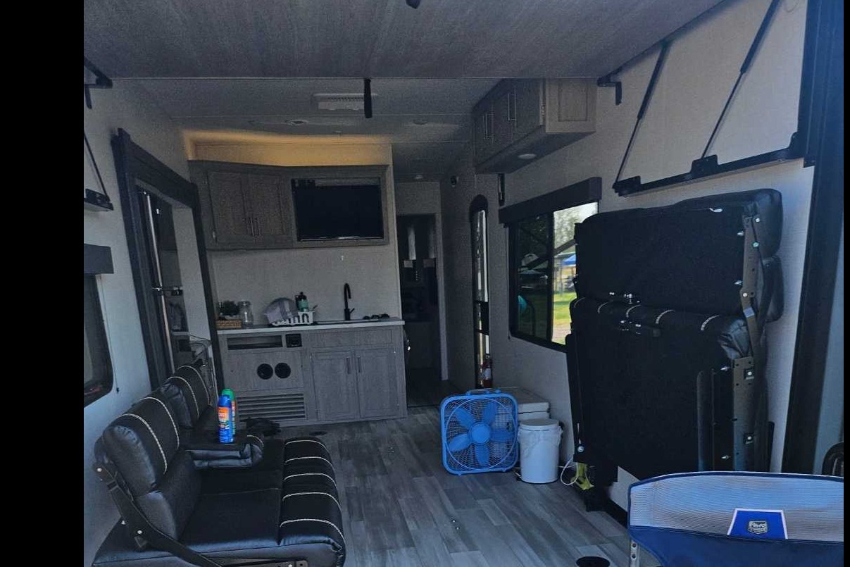 Kevin's Keystone Fuzion 2915 impact edition Toy Hauler