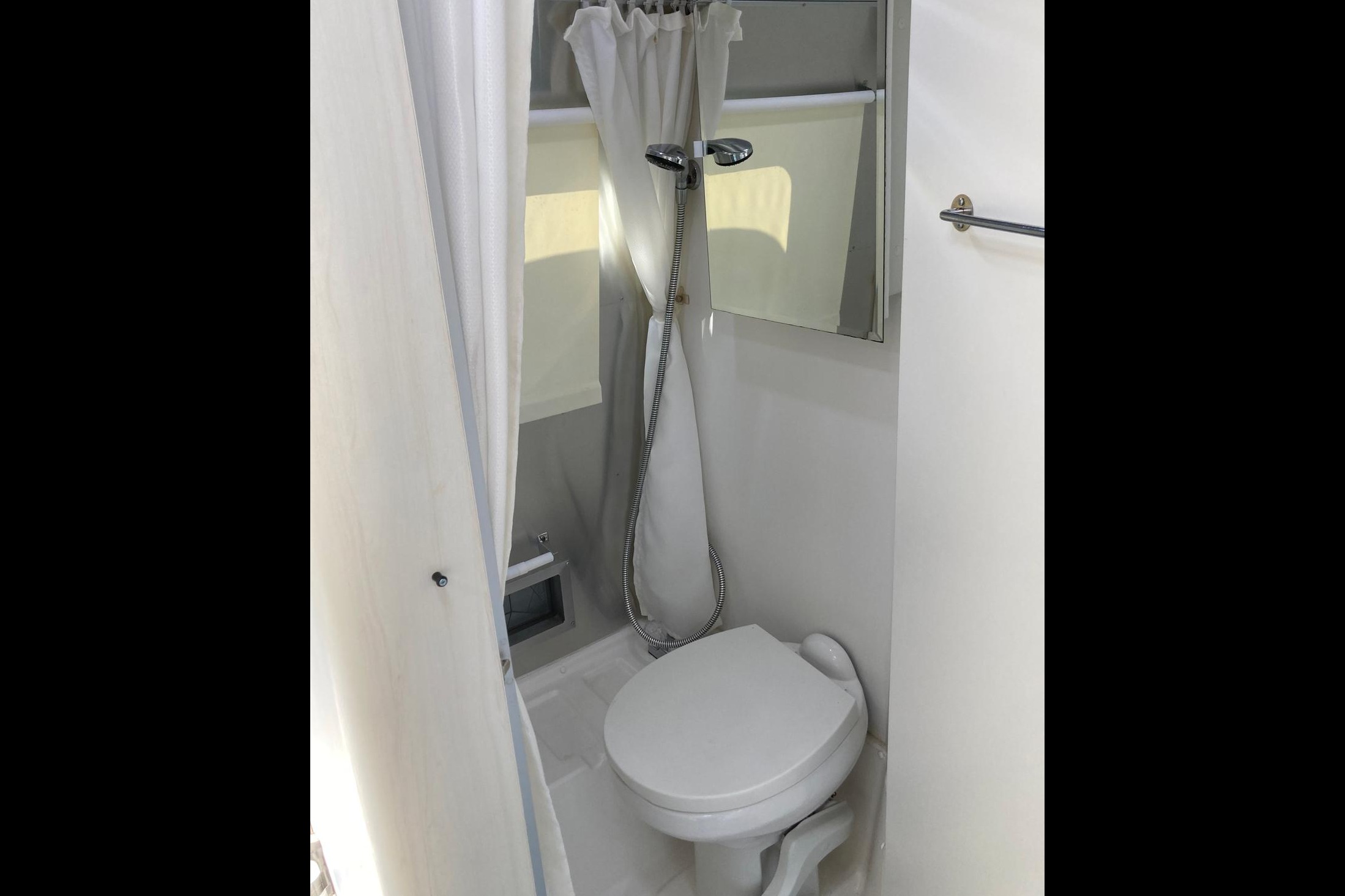 Levi's Airstream 2017 Airstream RV Sport 16 Travel Trailer