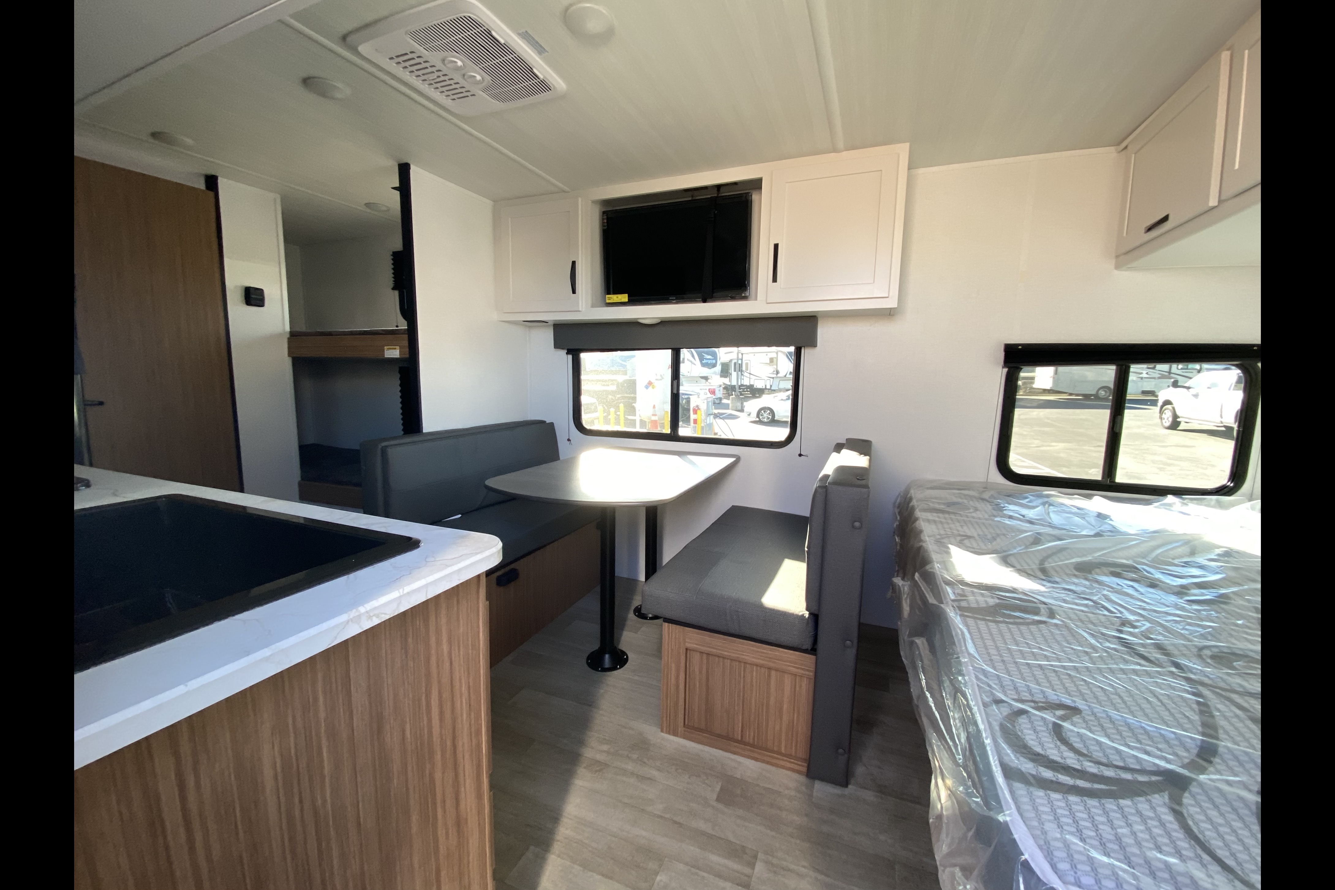 Keystone Passport Classic (170BH) Travel Trailer