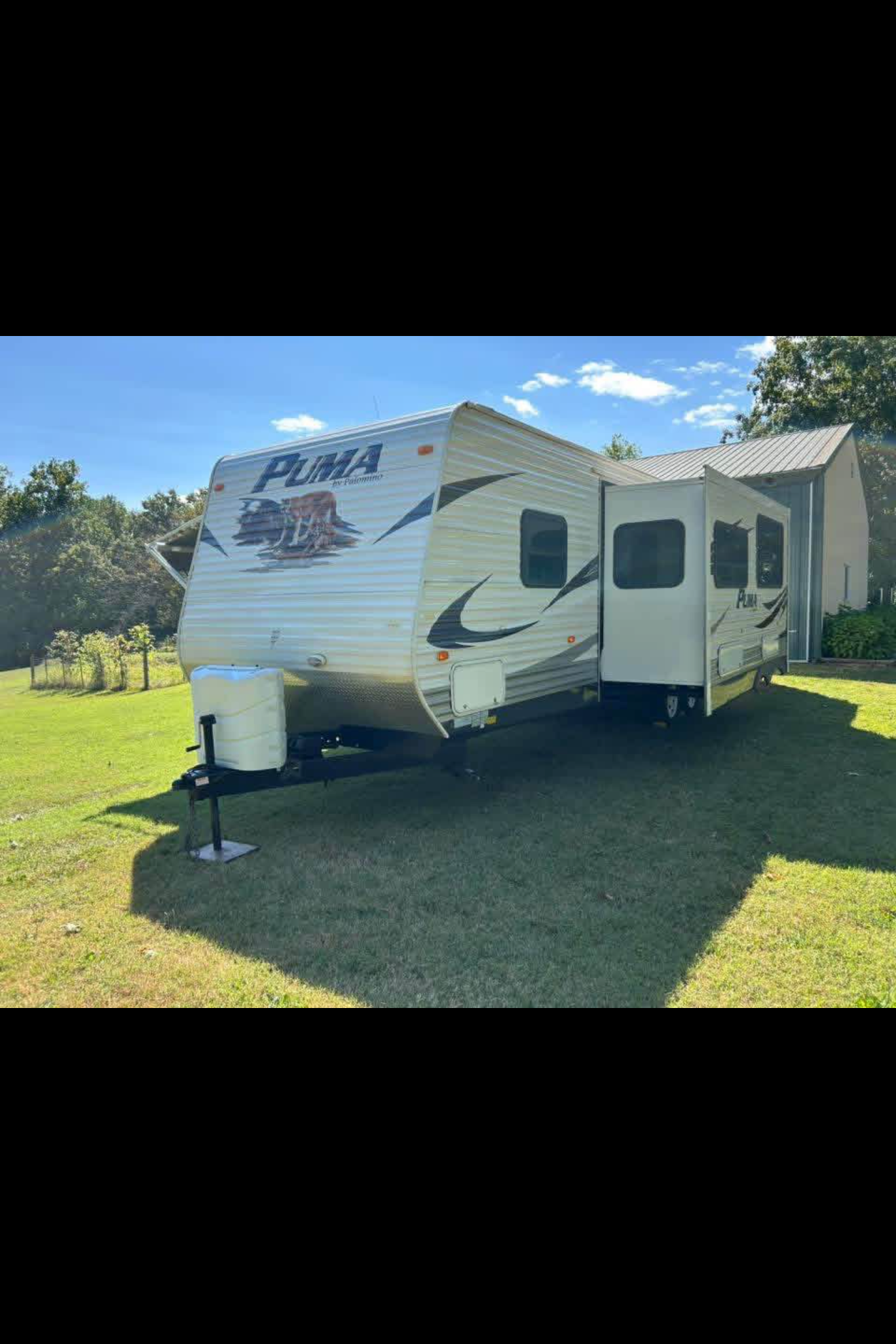 Brad's Palomino Puma 33FQSS Travel Trailer