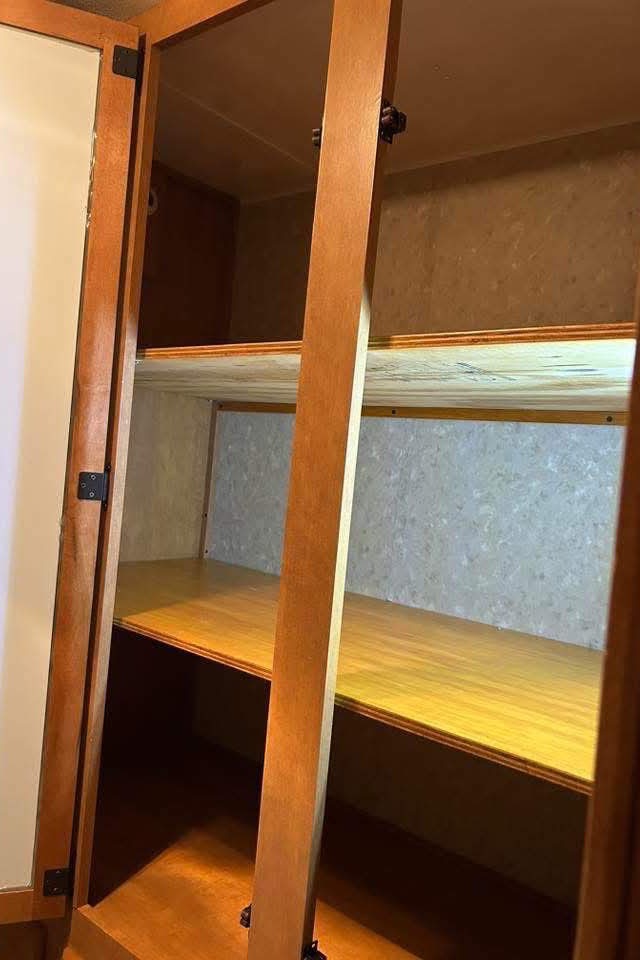 Brad's Palomino Puma 33FQSS Travel Trailer