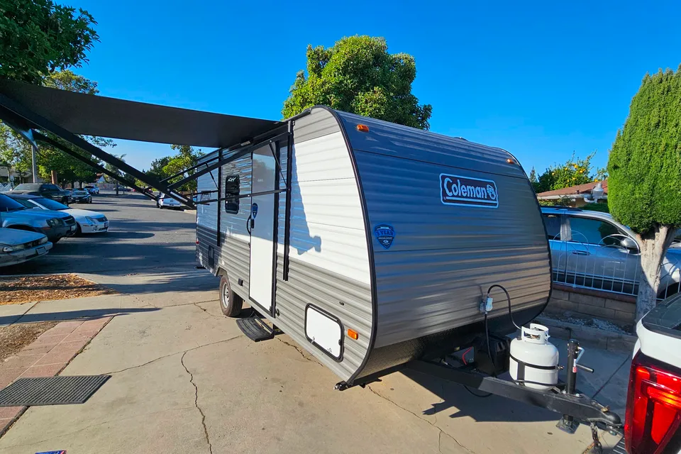 2024 Coleman RV Easy Tow