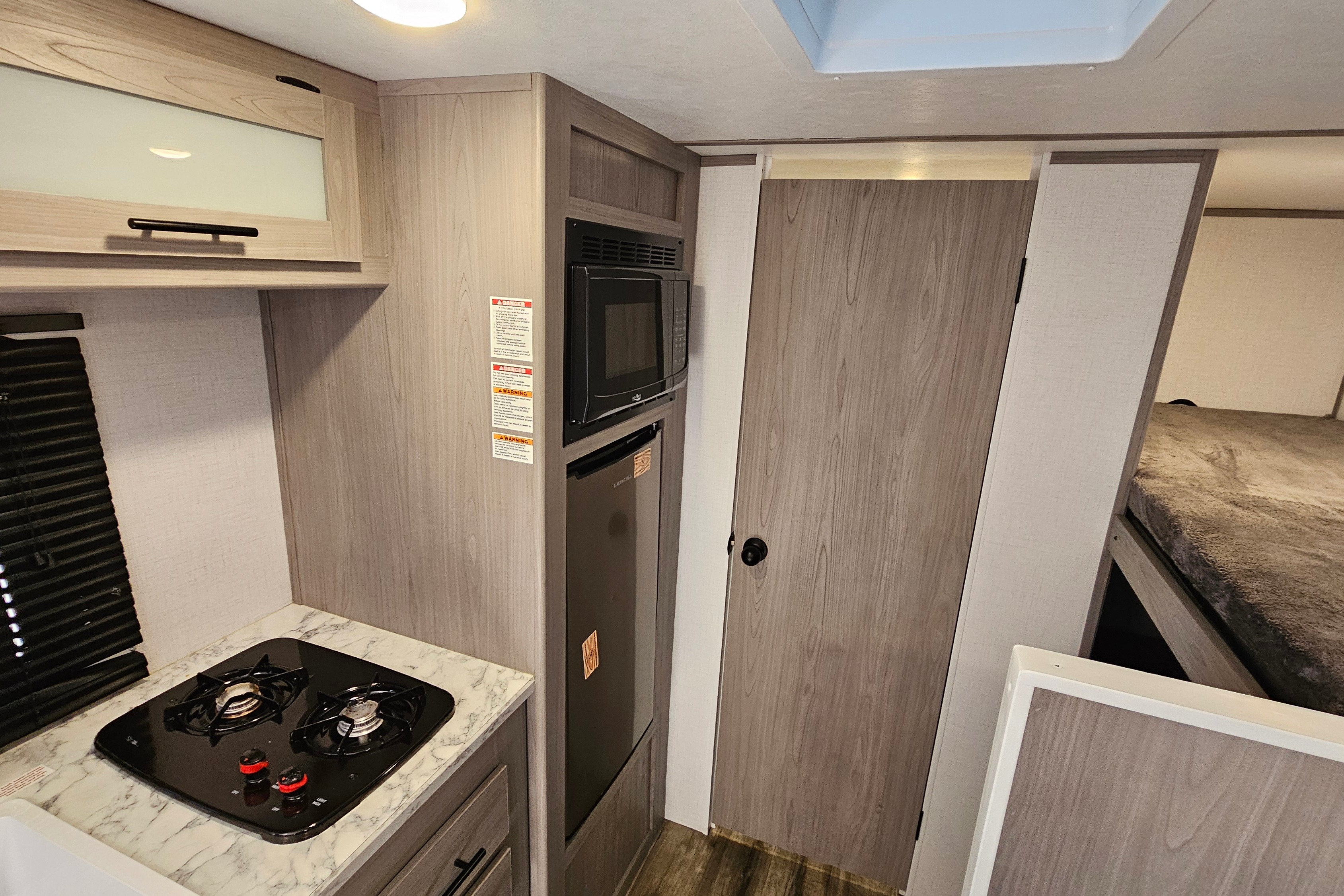 2024 Coleman RV Easy Tow