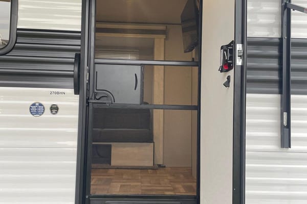 Neighbor's Grand River 270BHSN Northern Edition Travel Trailer