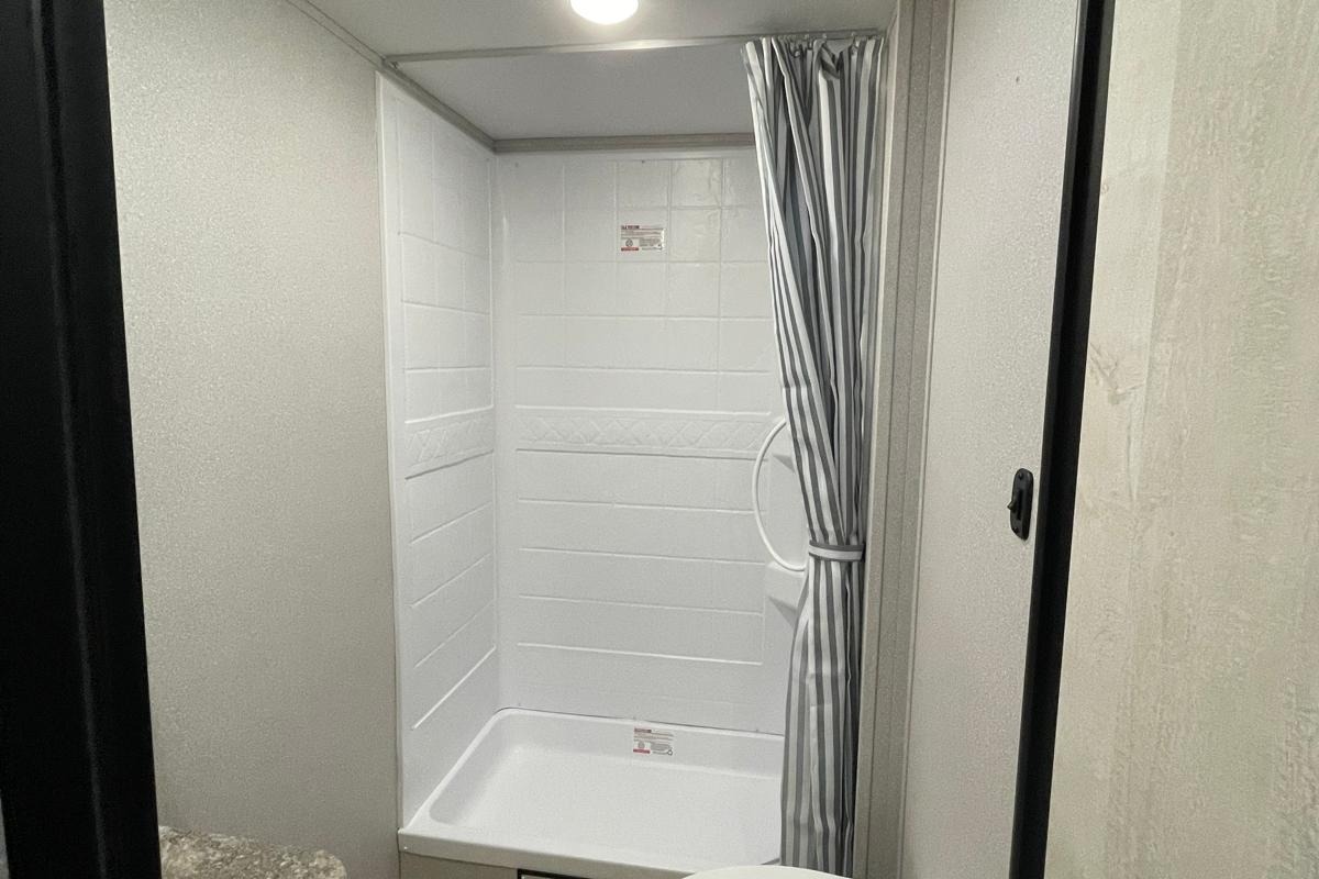 Neighbor's Grand River 270BHSN Northern Edition Travel Trailer