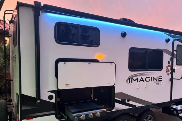 Luxury Family Camping! Double-wide Bunks, Outdoor Kitchen, Personal Setup and Training, & more