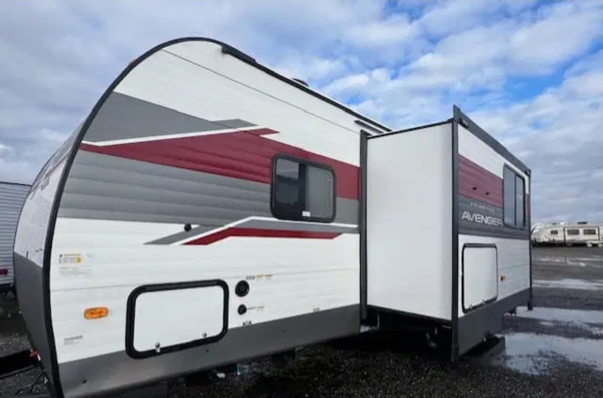 Tatiana's Avenger 25MKB Travel Trailer