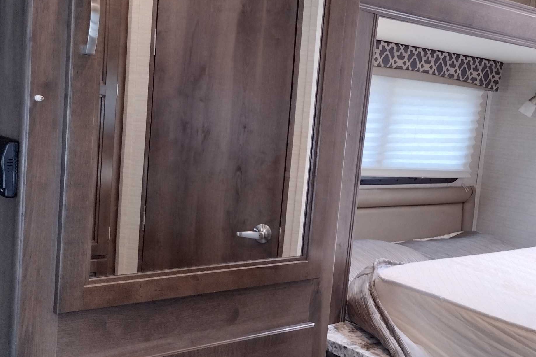 Like NEW Jayco RedHawk Ready for your Next Family Adventure 