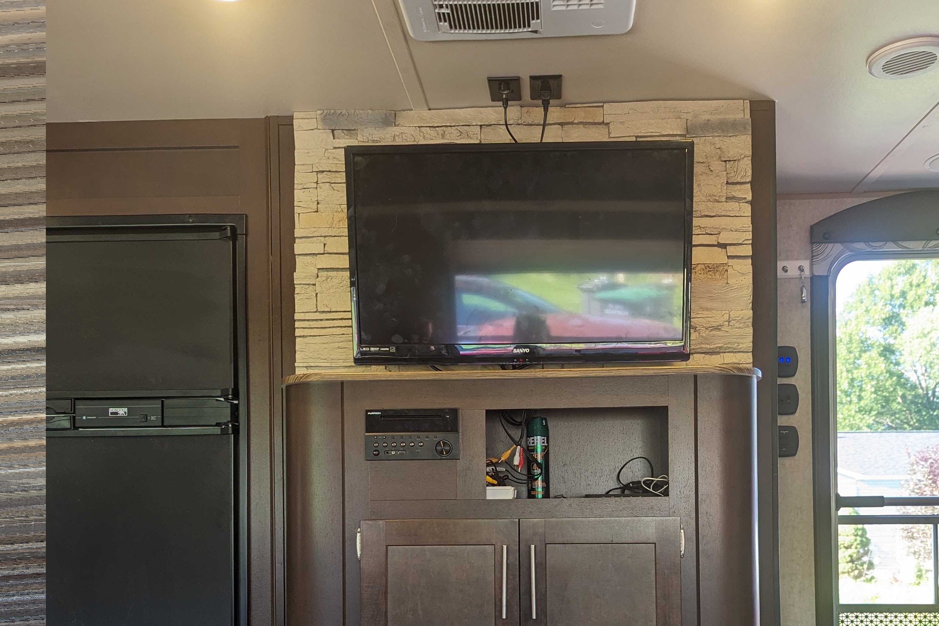 Family and dog friendly travel trailer