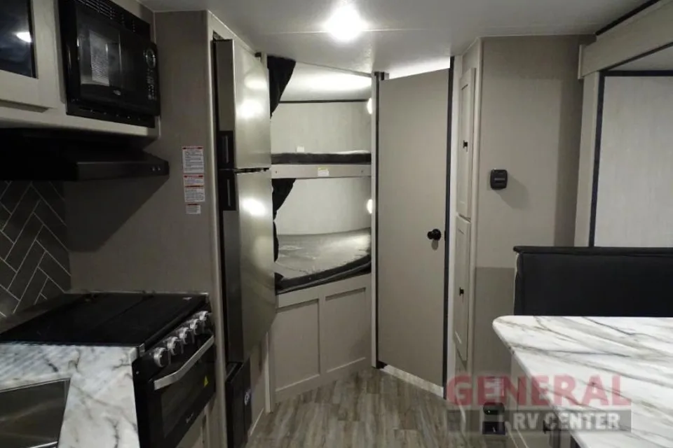 Coachmen Apex Ultra-Lite Travel Trailer