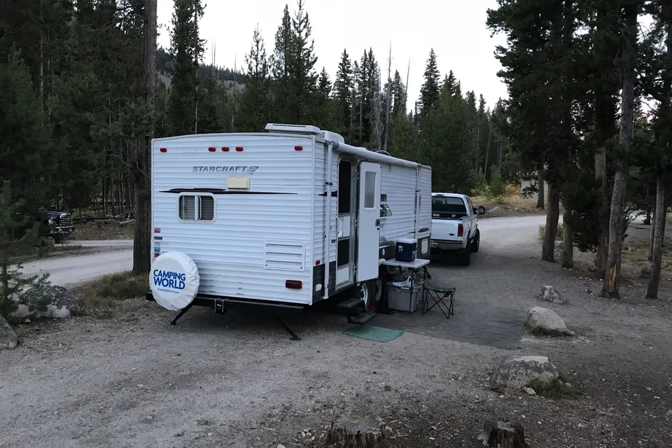 Michael 's Starcraft RKS2500 Travel Trailer