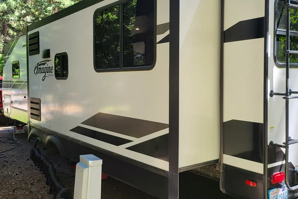 Grand Design Imagine 3100RD Travel Trailer