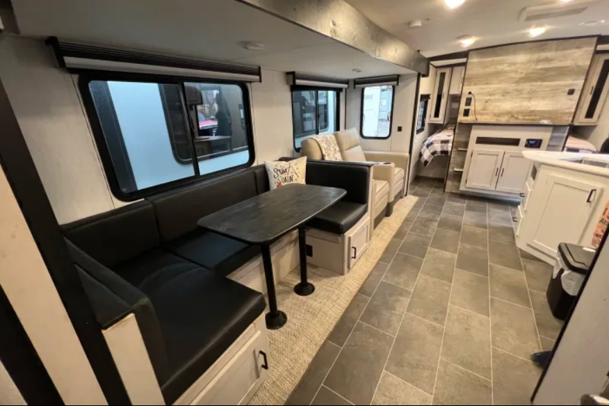 2022 Mallard Bunkhouse