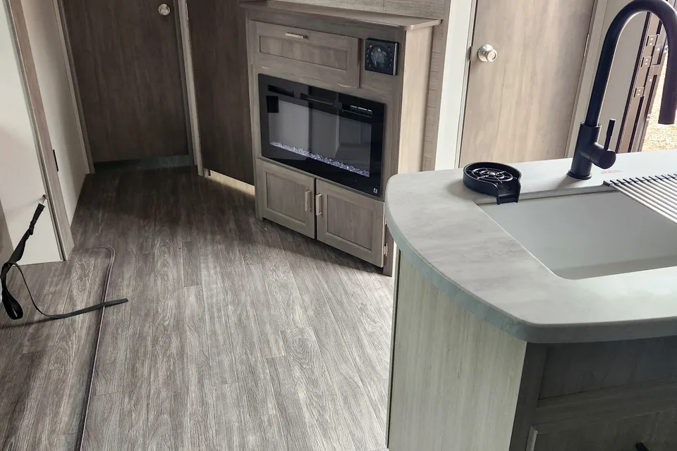 Ralph 's Forest river  Aurora Travel Trailer