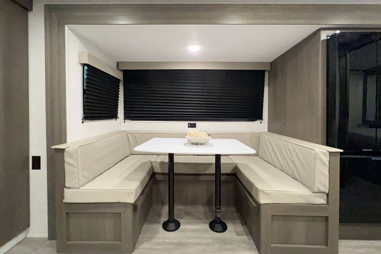 DJs Glam Jam GrandDesign Transcend TR22RBX-2025 Travel Trailer