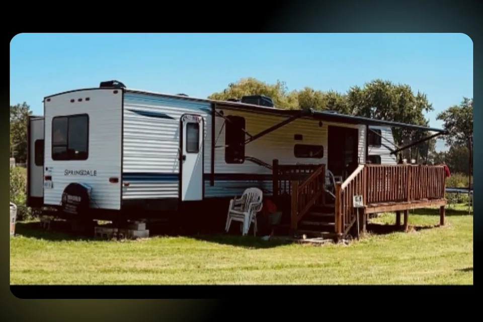 Keystone Springdale 38"