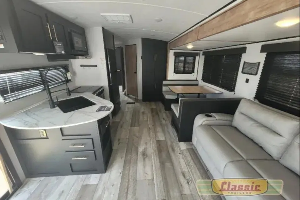 Keystone Springdale 38"