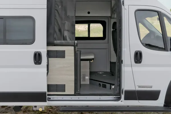 Winnebago Solis The Twilight Chaser from Beach to Slopes! - 4 seatbelts Sleeps 6