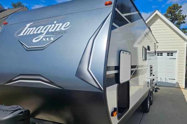 Delivery Only-Grand Design 21BHE Travel Trailer