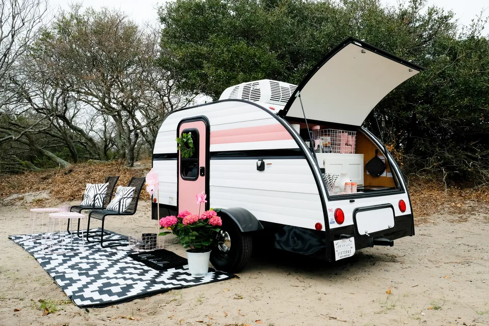 Meet June— A 2021 Riverside Trendy Retro Micro Trailer