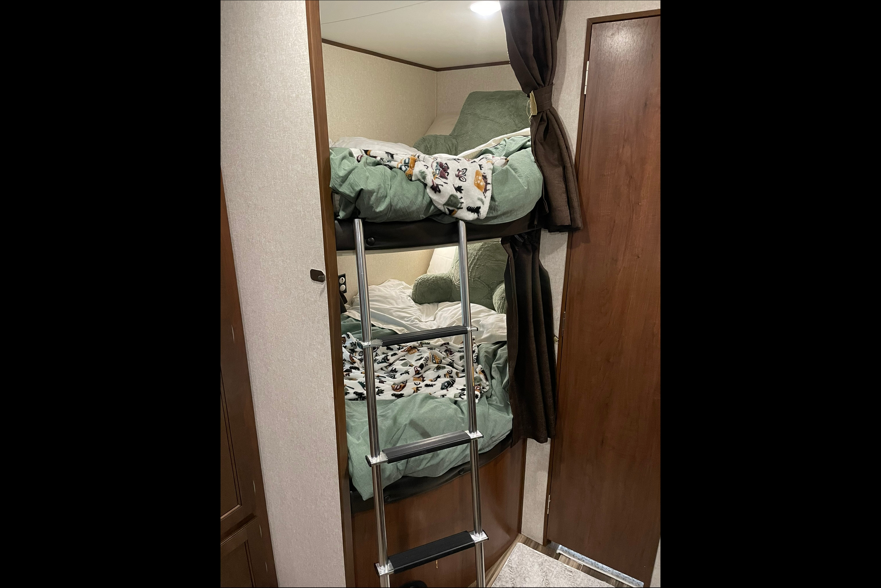 Quadra Island Family Fun Camper