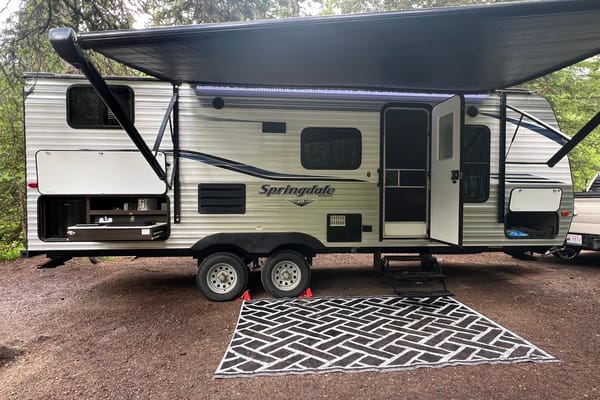 Houlogan Keystone Springdale Travel Trailer