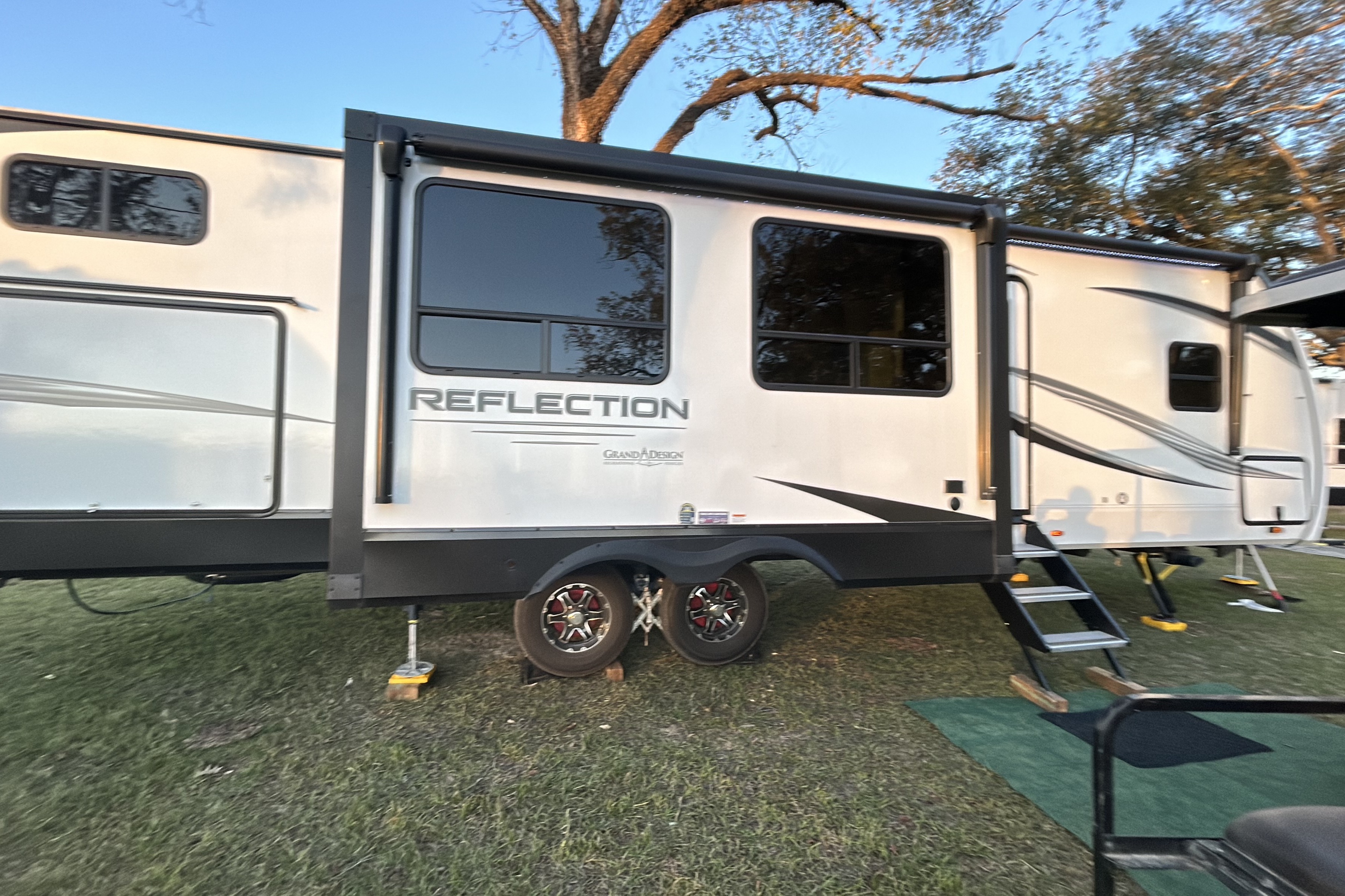 Parker’s RV: 2024 Grand Design 312BHTS Bunk House and Triple Slide