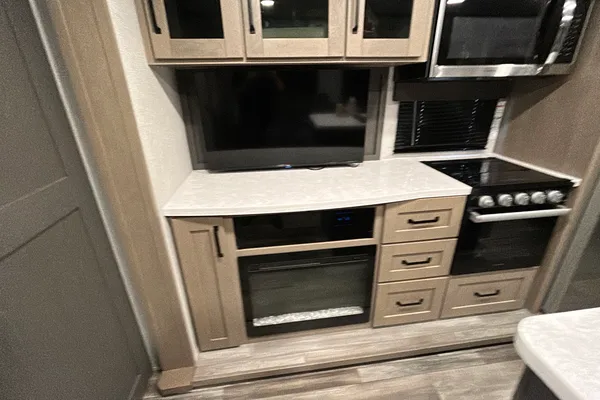 Parker’s RV: 2024 Grand Design 312BHTS Bunk House and Triple Slide