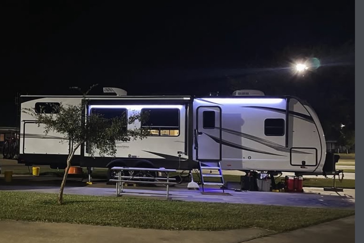 Parker’s RV: 2024 Grand Design 312BHTS Bunk House and Triple Slide