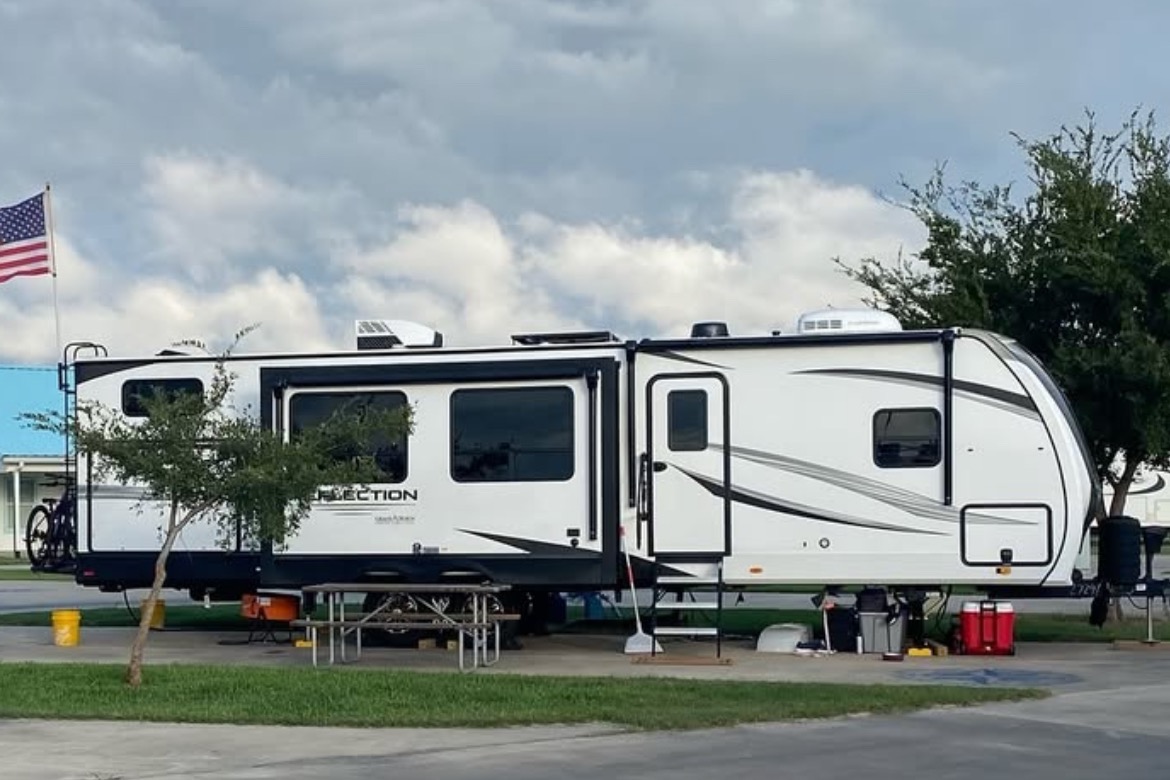 Parker’s RV: 2024 Grand Design 312BHTS Bunk House and Triple Slide