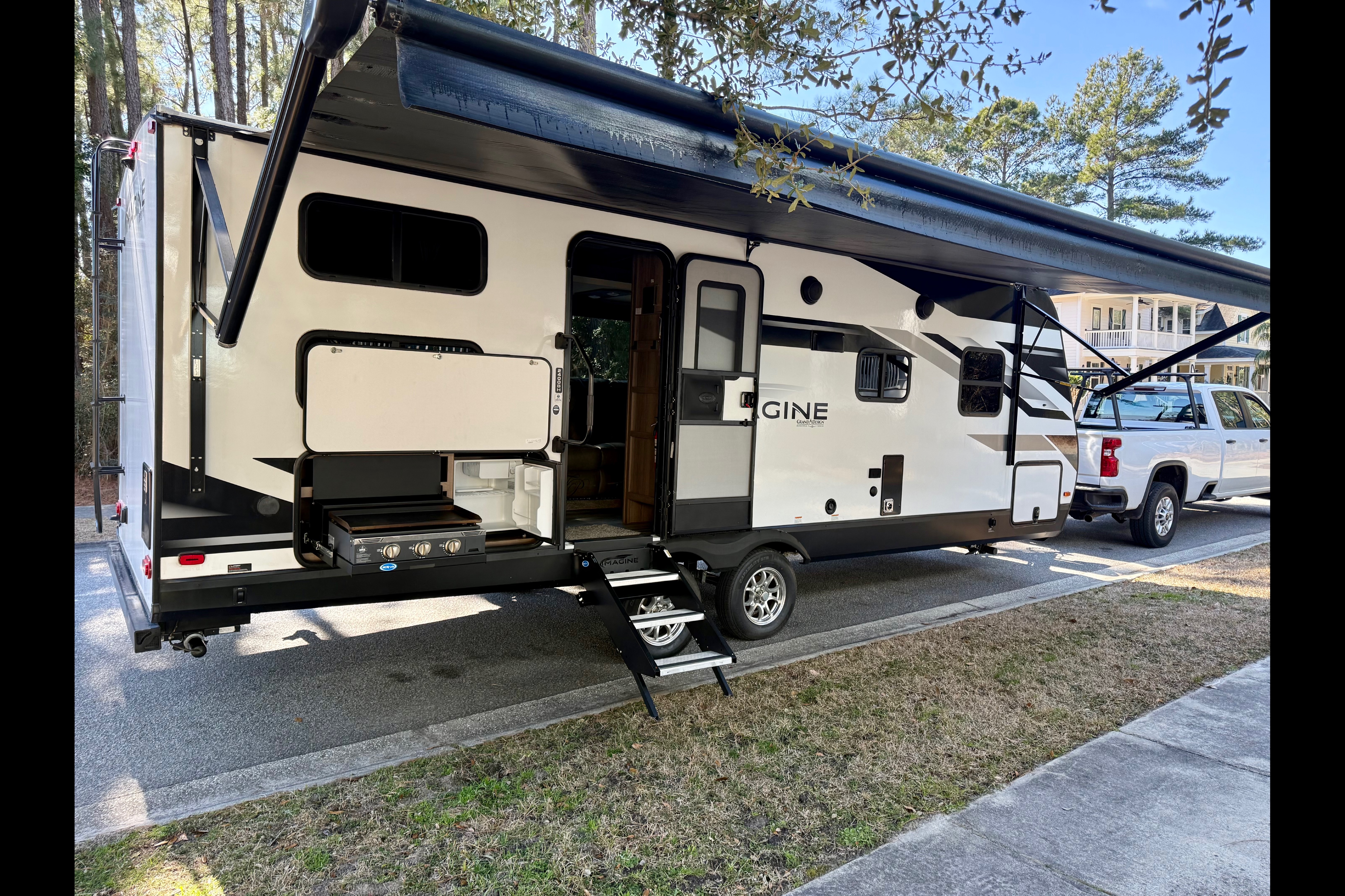 David's Grand Design Imagine 2400bh Travel Trailer