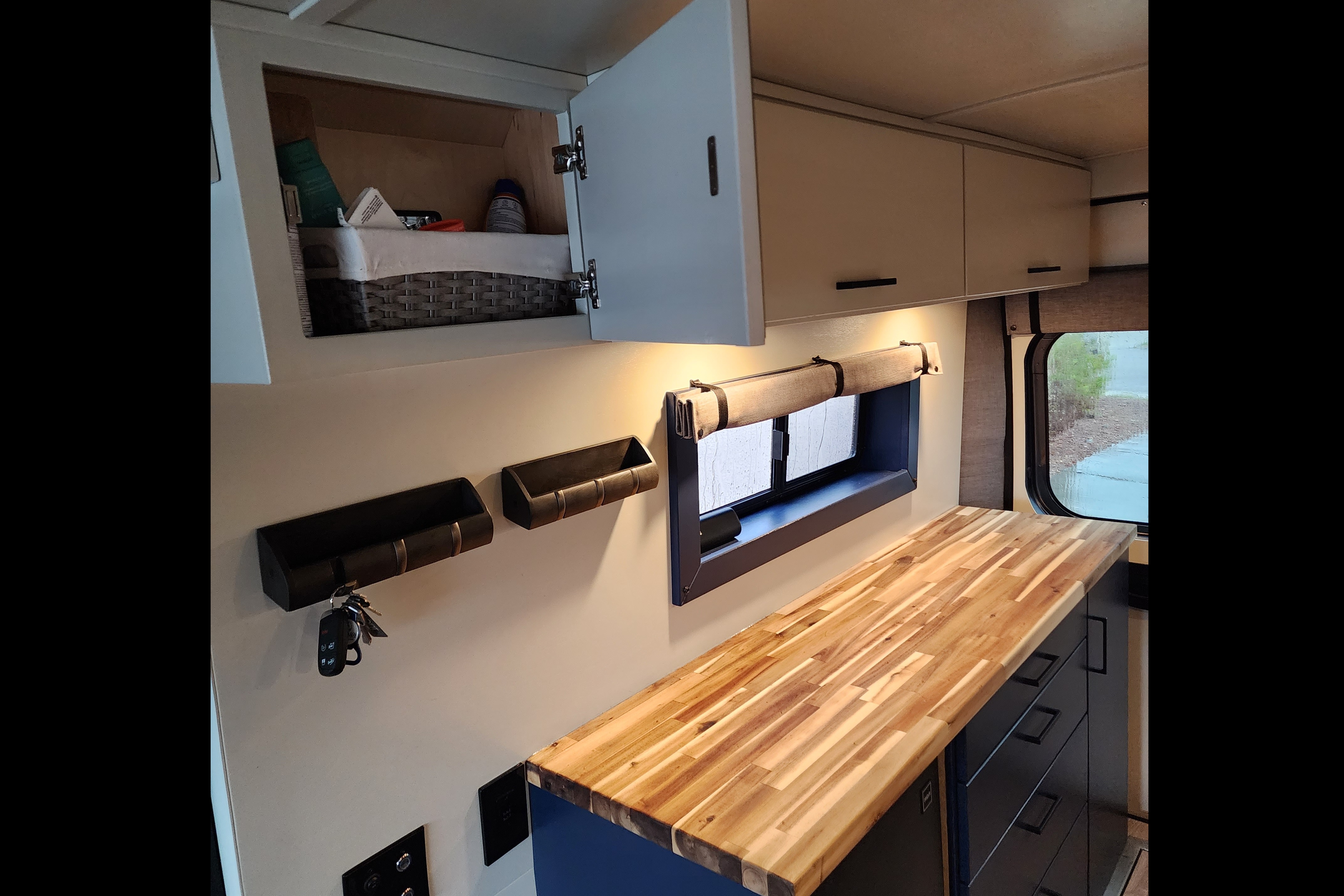 De Van - Most Open, Spacious Build out there! 2023 Promaster 2500