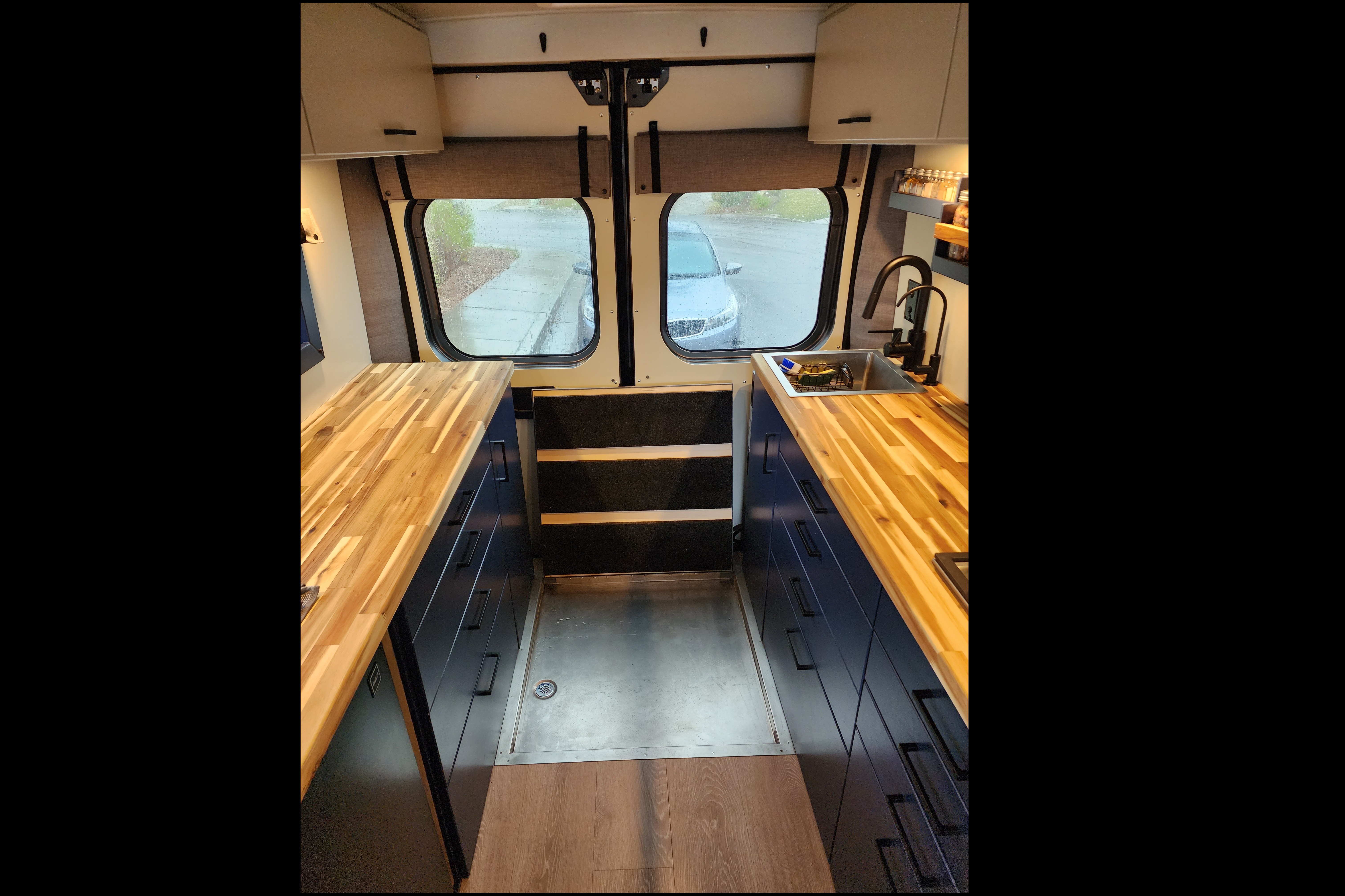 De Van - Most Open, Spacious Build out there! 2023 Promaster 2500