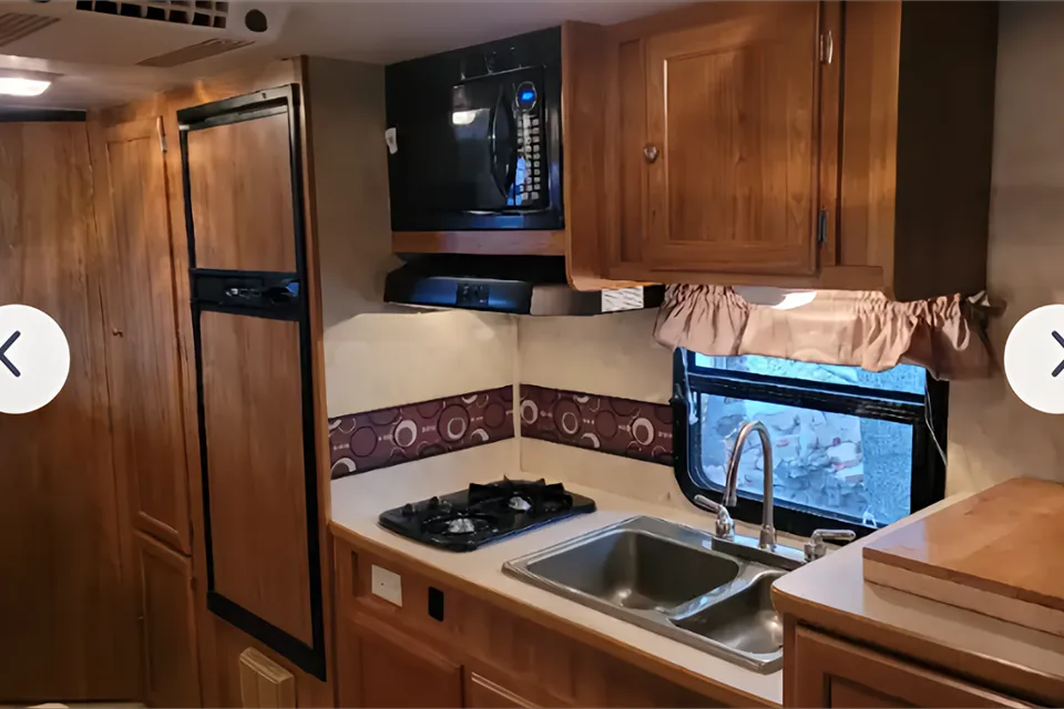 Kristin's Trail-Lite Crossover Travel Trailer