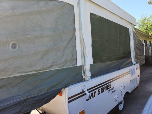 Bear'ly a Trailer