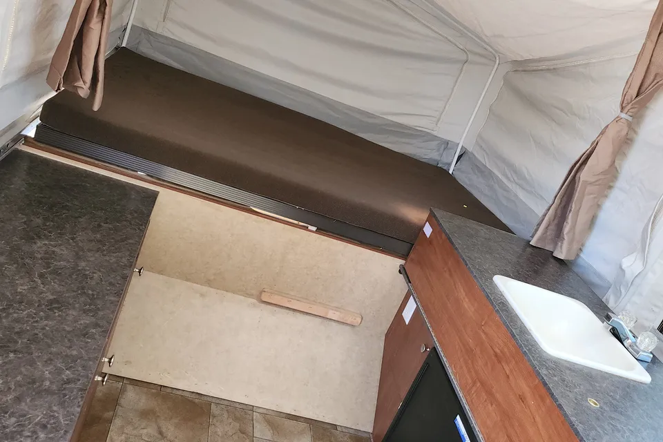 Bear'ly a Trailer