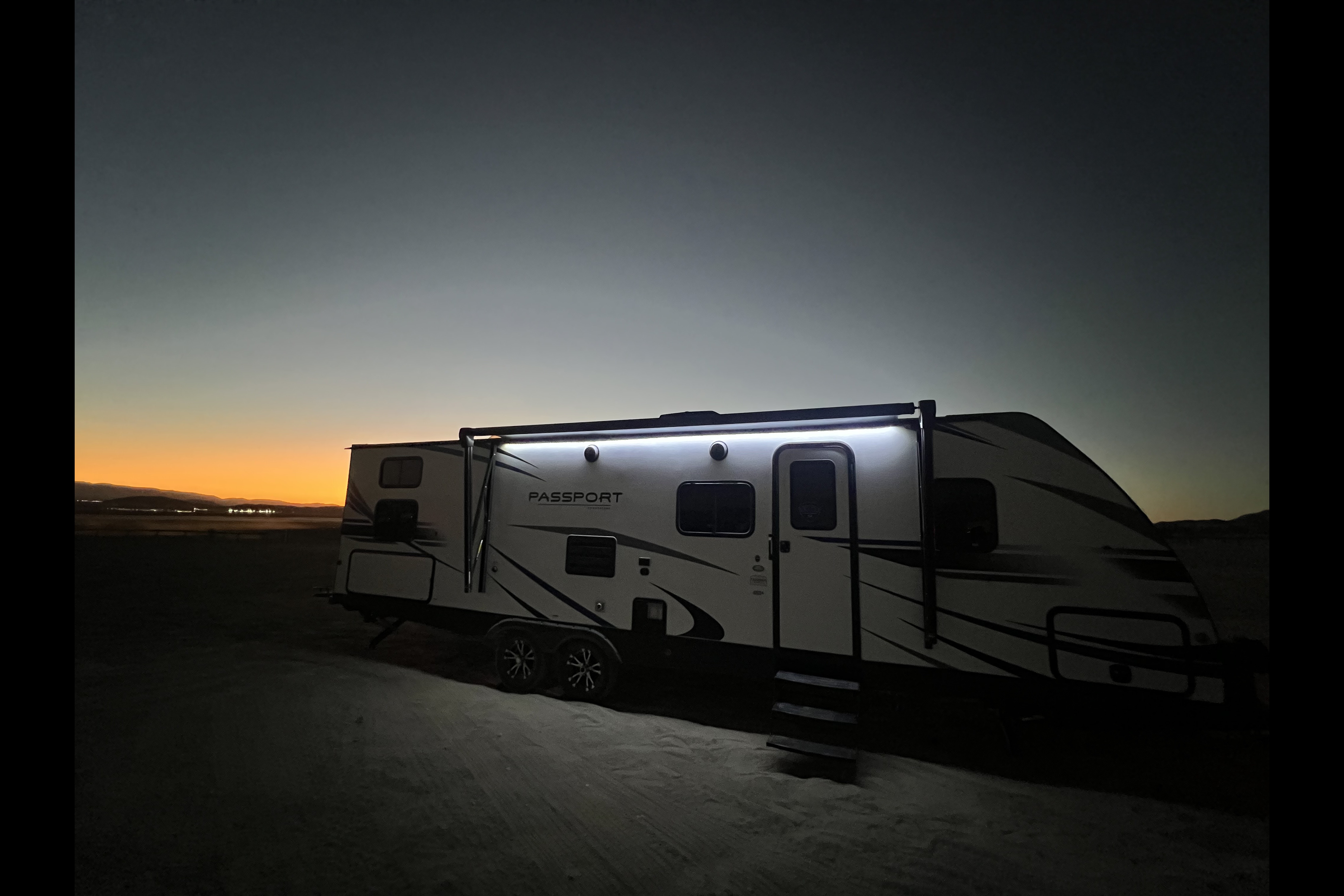 Ultimate Family Comfort! Keystone Passport 292BHWE with Bunkhouse and Outdoor Kitchen!