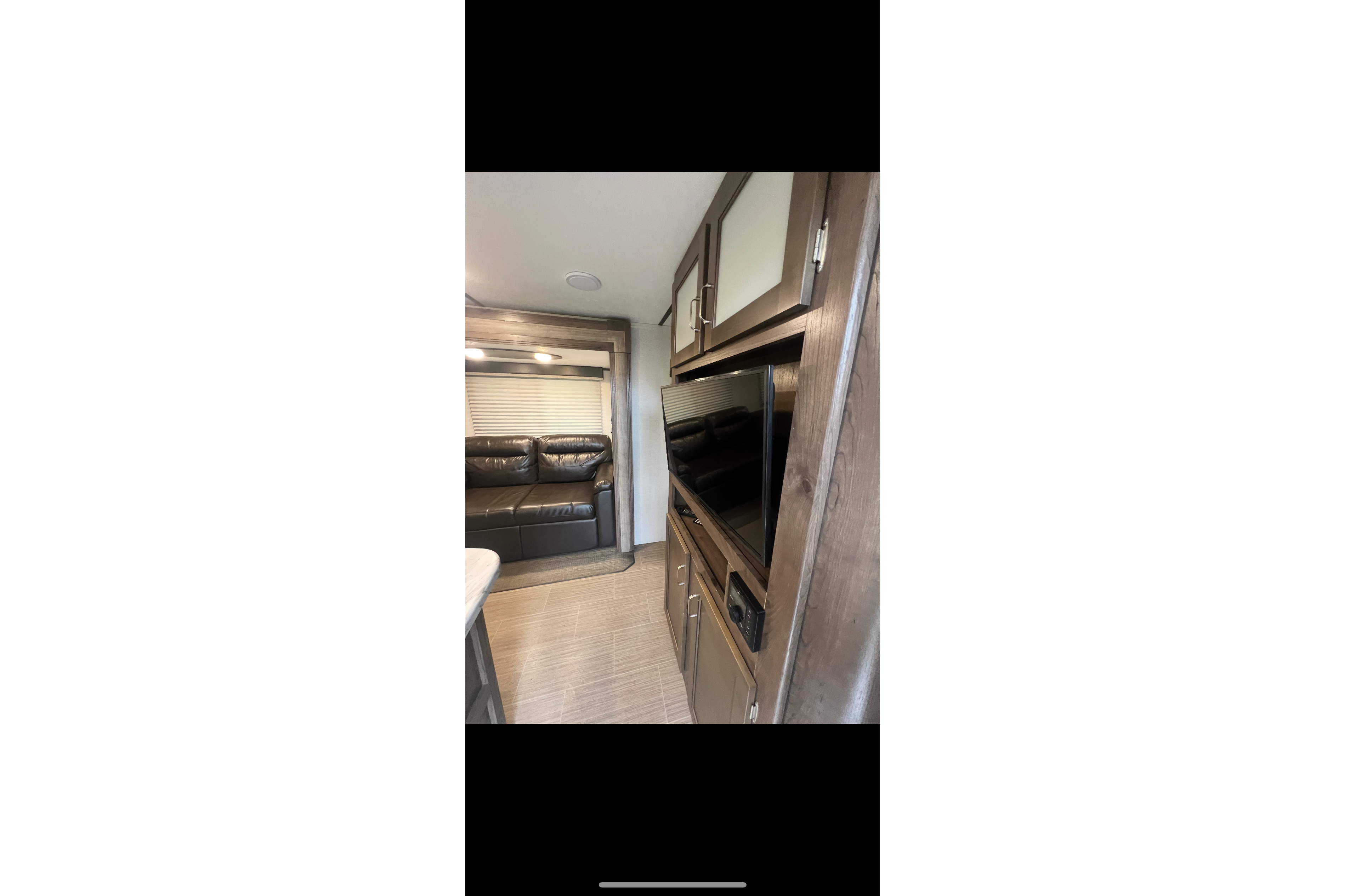 Ultimate Family Comfort! Keystone Passport 292BHWE with Bunkhouse and Outdoor Kitchen!