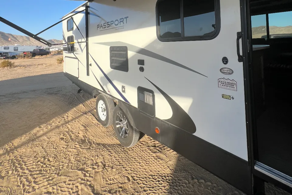 Ultimate Family Comfort! Keystone Passport 292BHWE with Bunkhouse and Outdoor Kitchen!