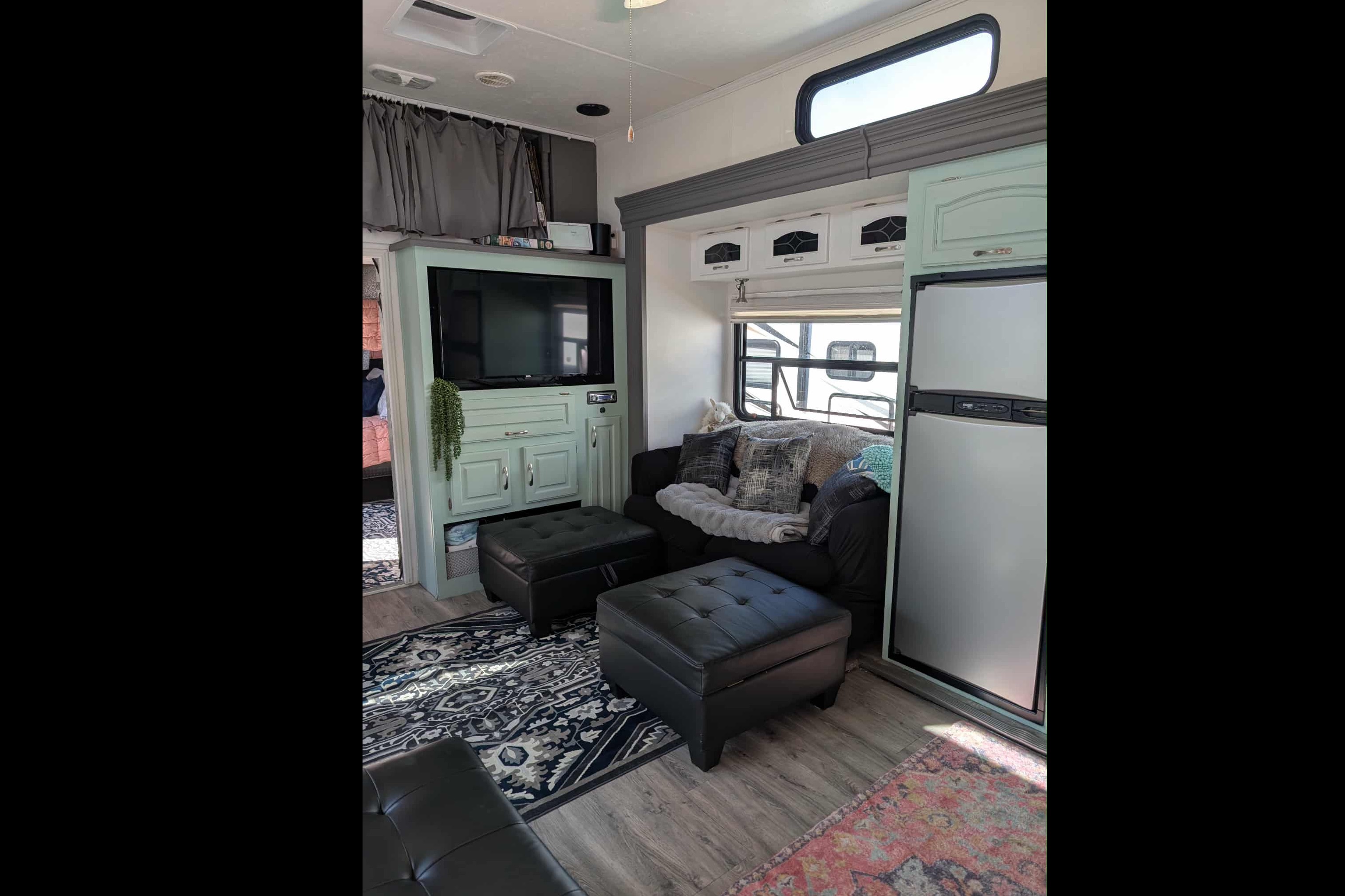 Leikan Farm’s Sportsman Toy hauler Fifth Wheel