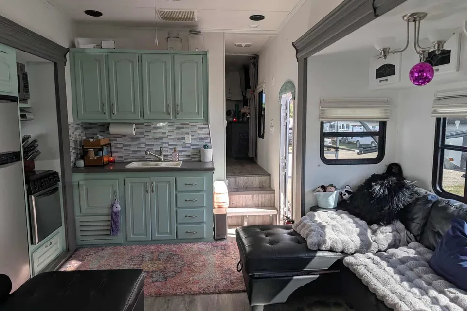 Leikan Farm’s Sportsman Toy hauler Fifth Wheel