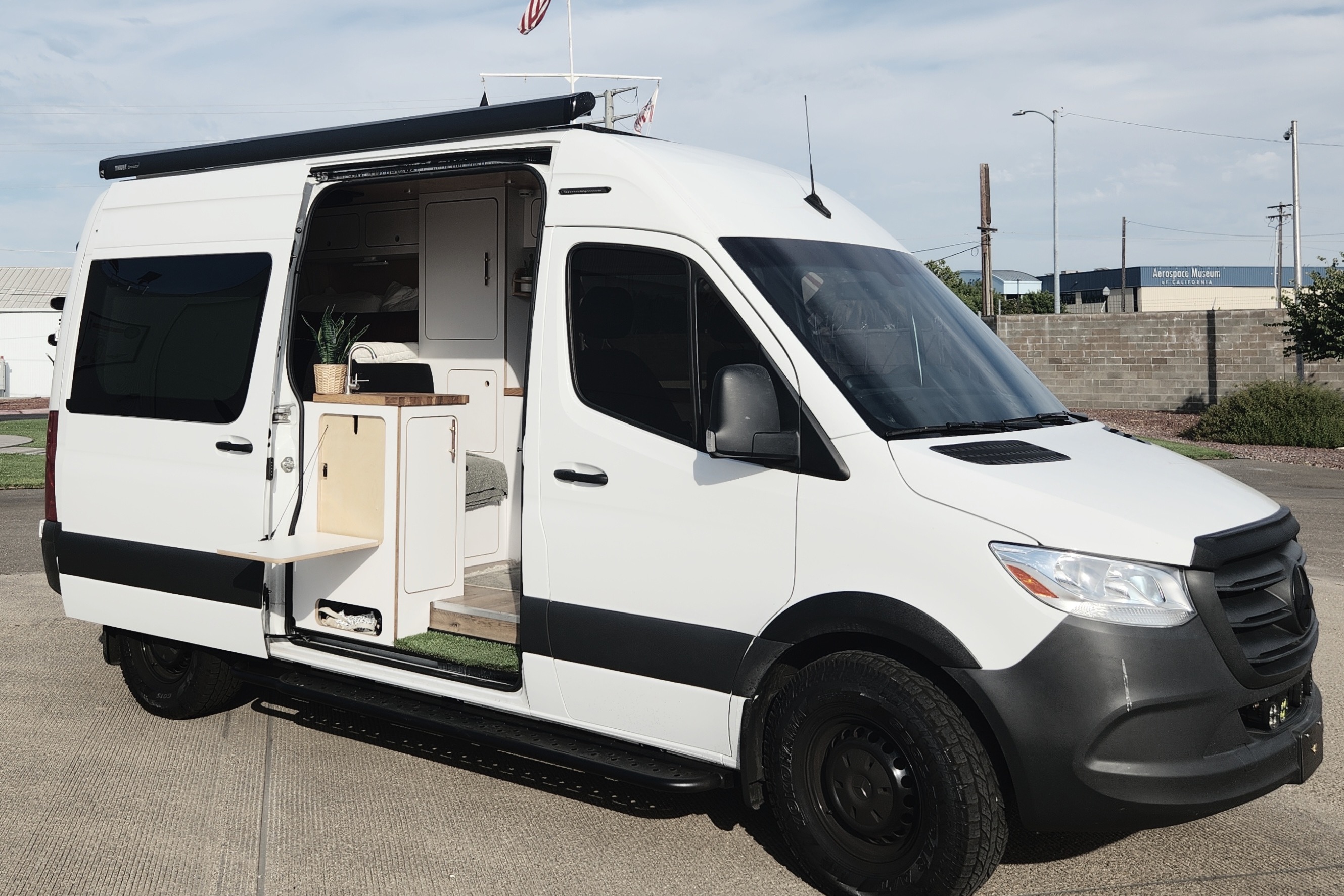 Tahoe Sprinter VanCraft