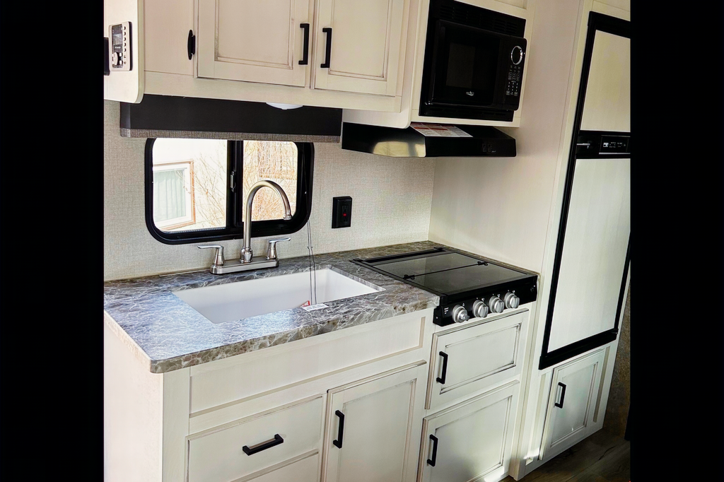 2021 Open Range Travel Trailer- SUV TOWABLE
